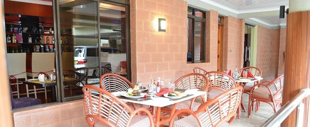 Fahari Palace Serviced Apartments Nairobi Bagian luar foto