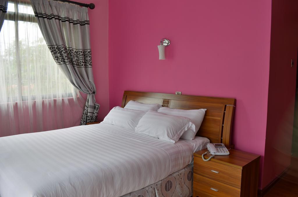 Fahari Palace Serviced Apartments Nairobi Ruang foto